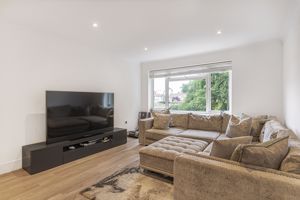 Living Room- click for photo gallery